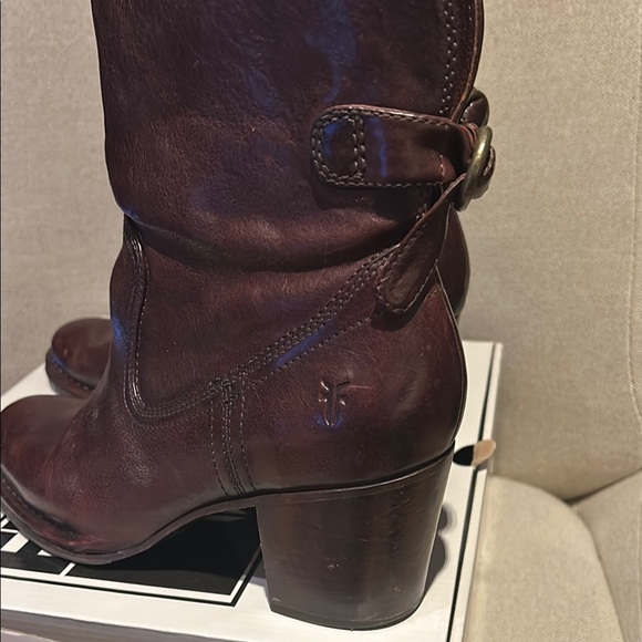Frye Lucinda Short Boot - Picture 5 of 8